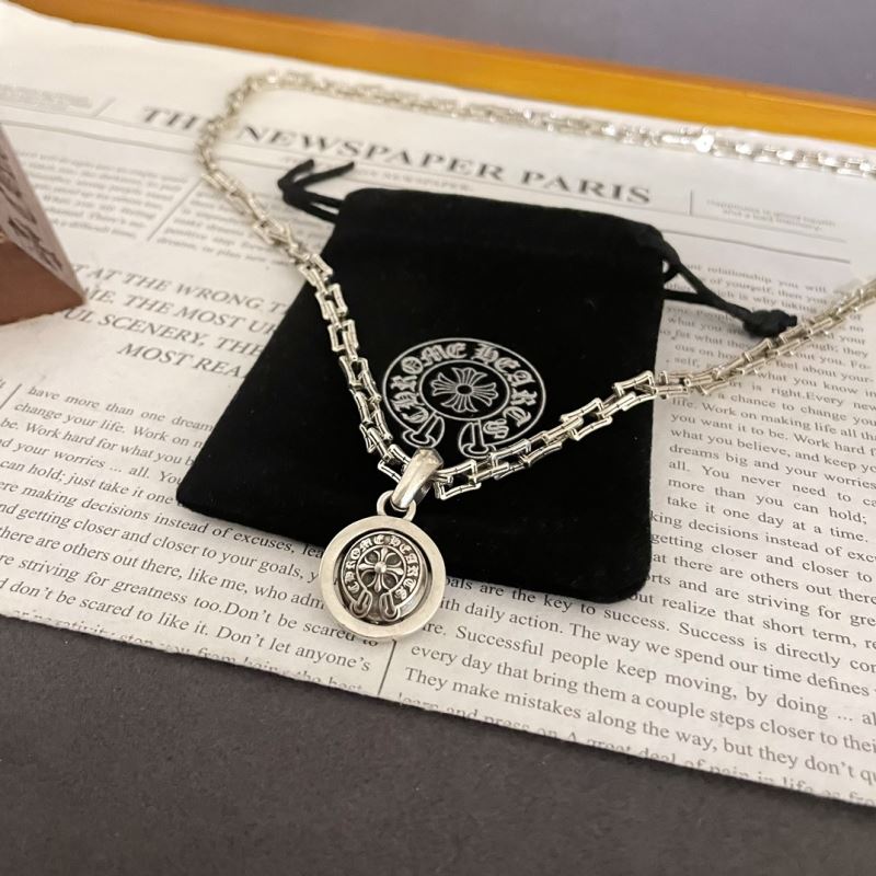 Ch**me He**ts necklaces